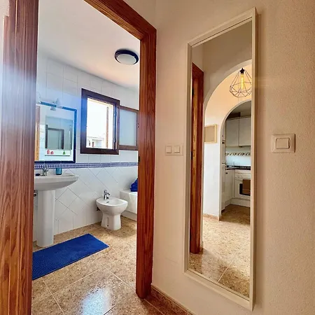 Sunny Escape Apartament *